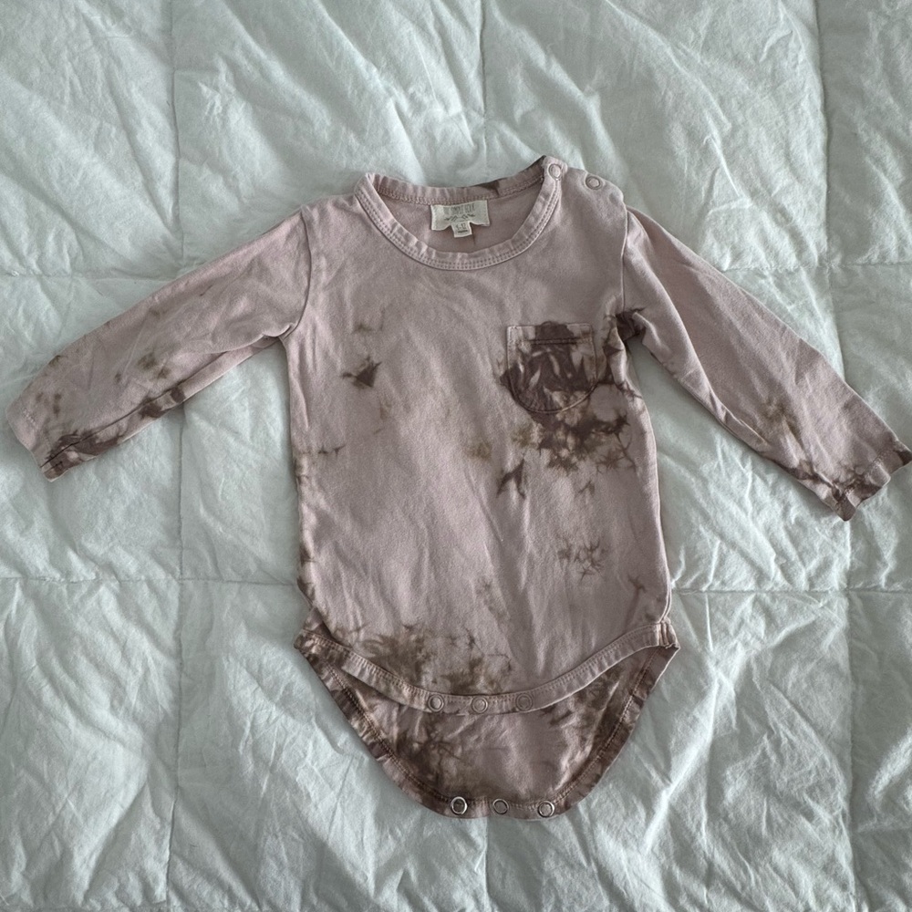 Tie-Dye Long Sleeve Baby Onesie